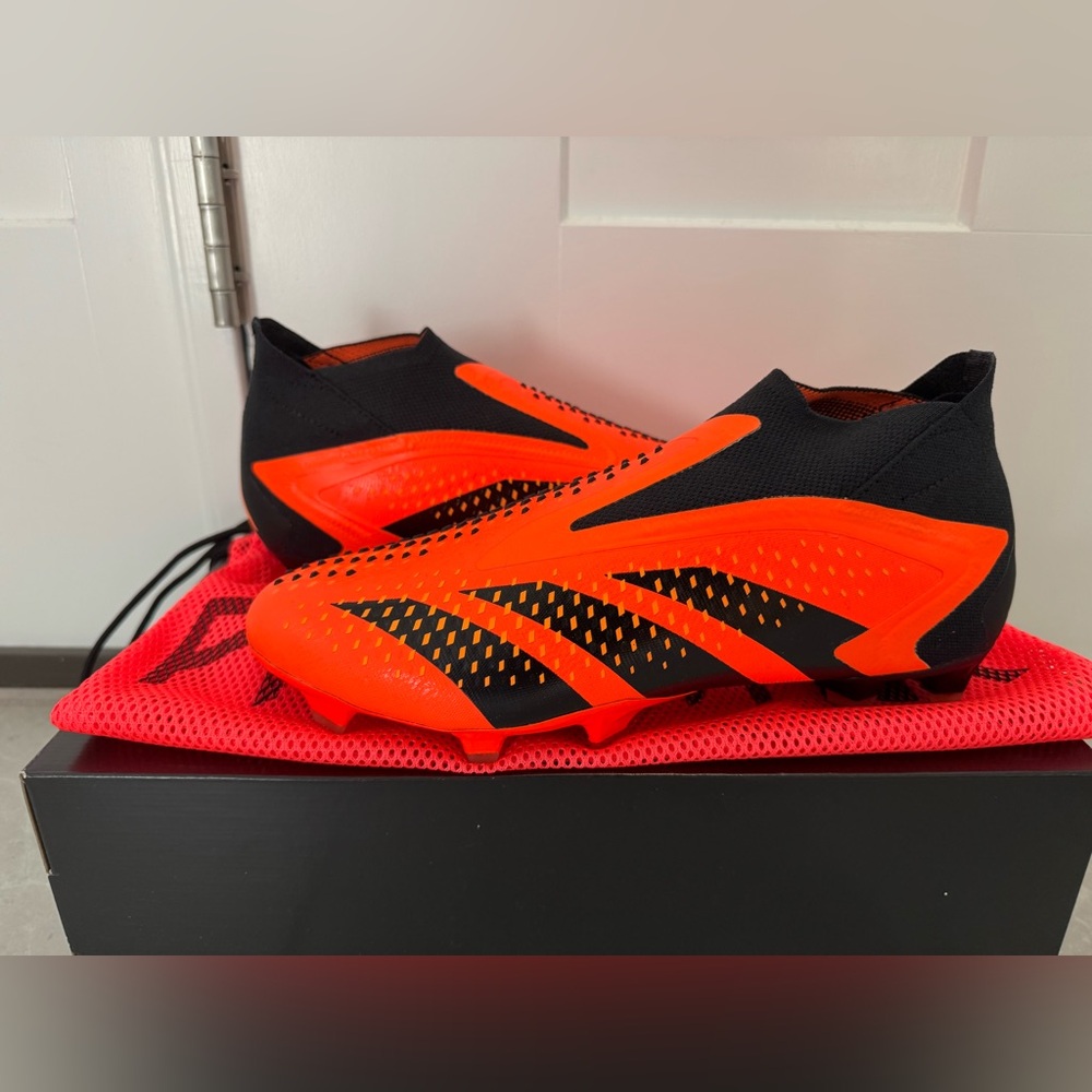 Adidas Predator Accuracy FG Heatspawn Pack Size 10